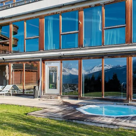 Boutique Art De Vivre & 4*