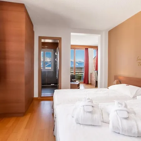 Boutique Art De Vivre & 4*