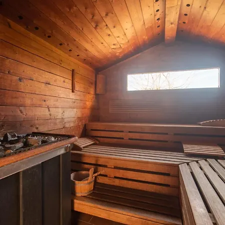 Art De Vivre Hotel 4*