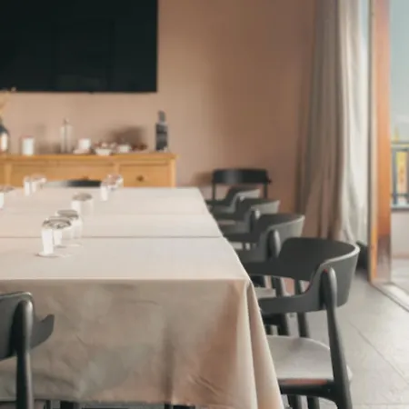 Boutique Art De Vivre &