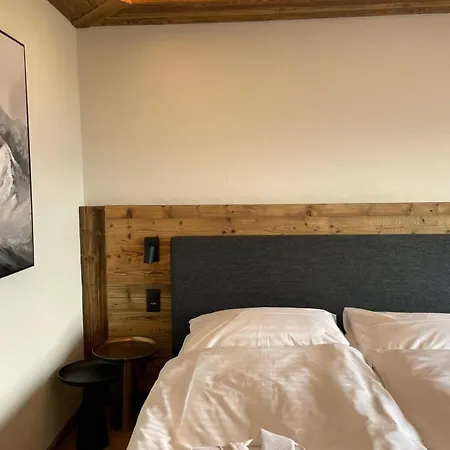 Boutique Art De Vivre & Crans-Montana