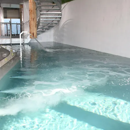 Boutique Art De Vivre & 4* קראנס-מונטנה