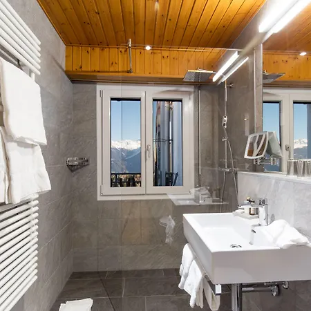 Boutique Art De Vivre & 4*