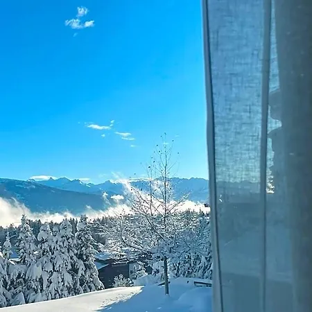 Boutique Art De Vivre & 4*