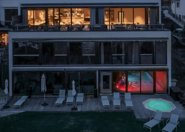 Boutique Art De Vivre & Ξενοδοχείο Κρανς Μοντάνα