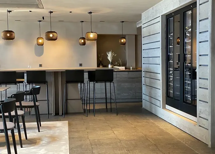 Boutique Art De Vivre & Hotel 4*