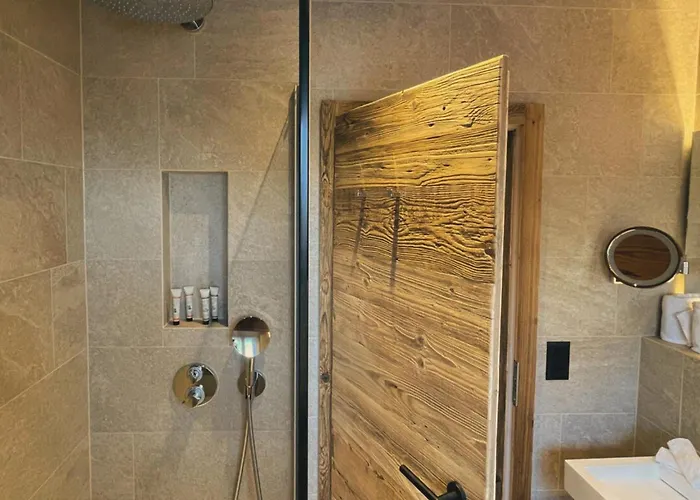 Boutique Art De Vivre & 4* Κρανς Μοντάνα