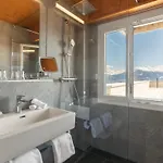 Boutique Art De Vivre & 4* クラン